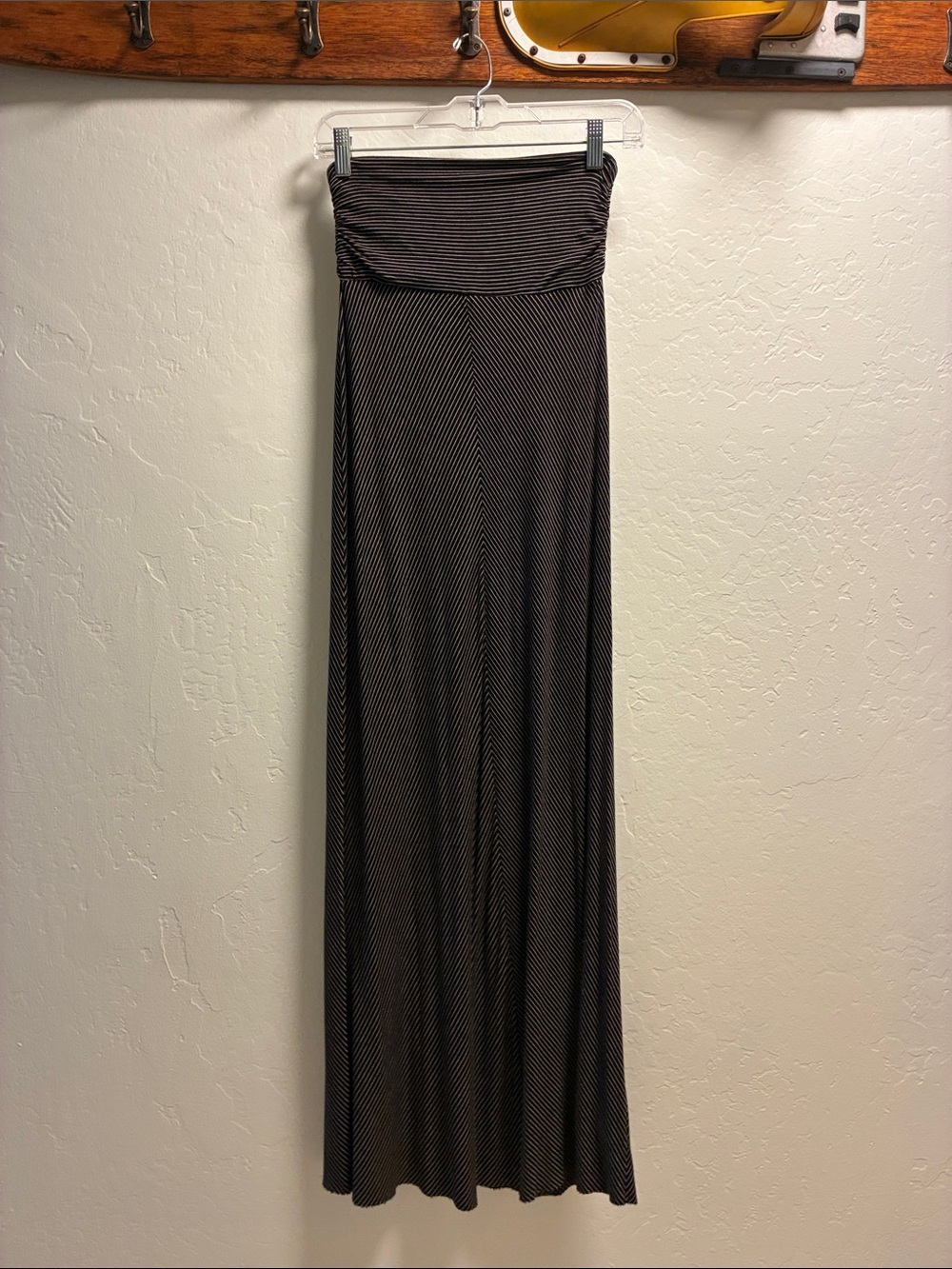Bella Luxx Black & Off White Striped Maxi Skirt Size Small